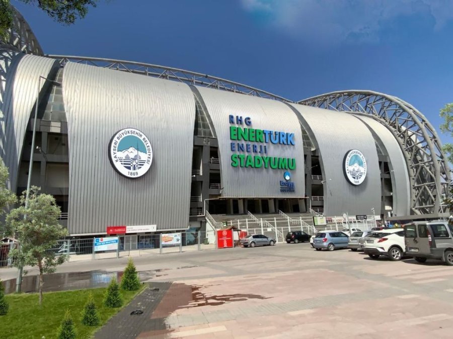 Kadir Has Stadı’nın İsmi Değişiyor