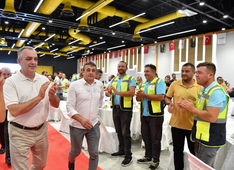 Konyaaltı Belediyesi’nde Toplu Sözleşmede ‘üniversite Öğrencilerine Destek’ Çıktı