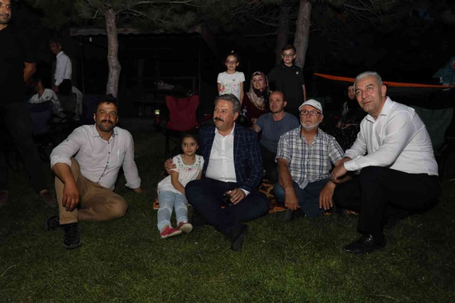 Melikgazi Mahalle Buluşmalarında Genç Yaşlı Bir Arada Eğlendi