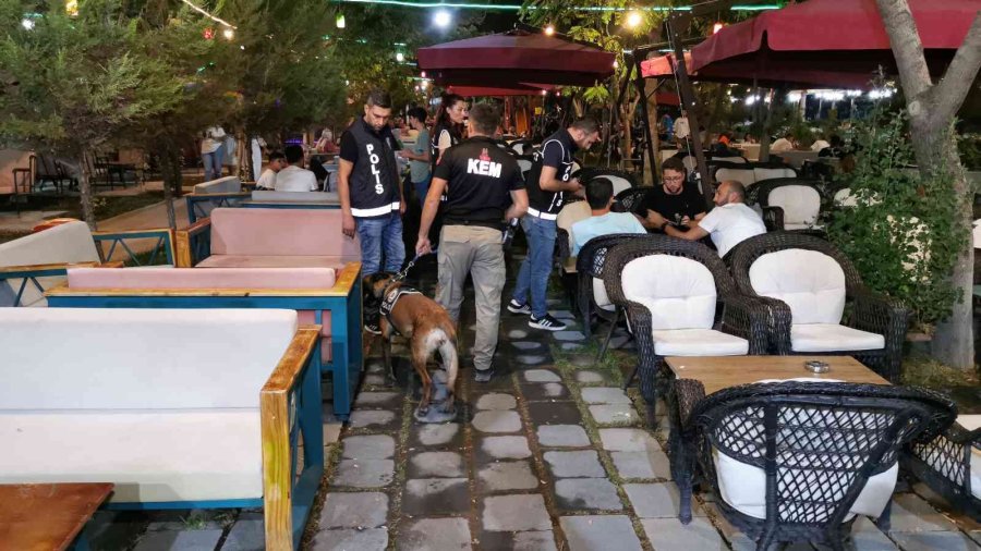 Narkotimden Eğlence Merkezlerine Şok Denetim