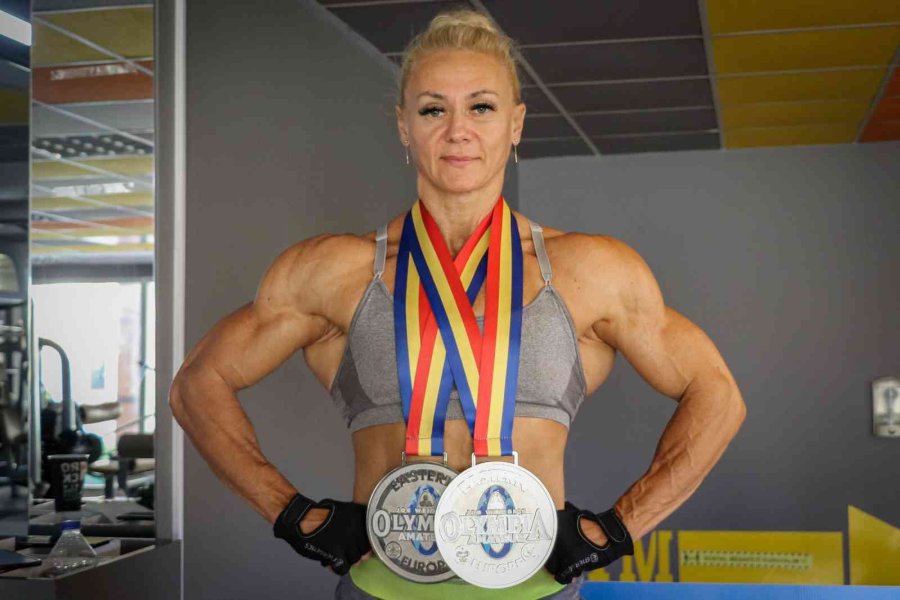 Rus Asıllı Milli Fitness Sporcusu Kadının Başarı Hikayesi Görenleri Hayran Bıraktı