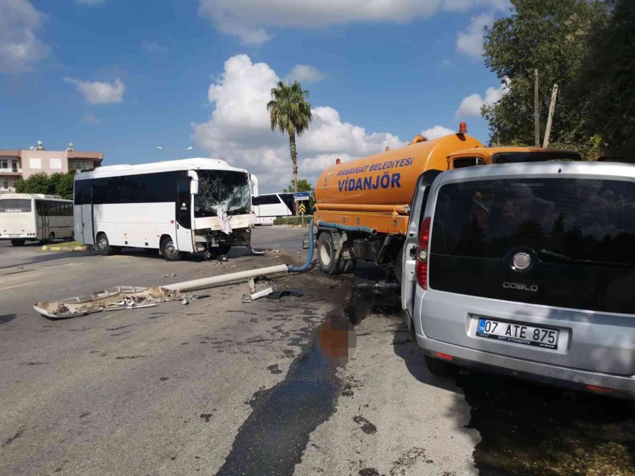 Manavgat’ta Zincirleme Trafik Kazası: 1 Yaralı