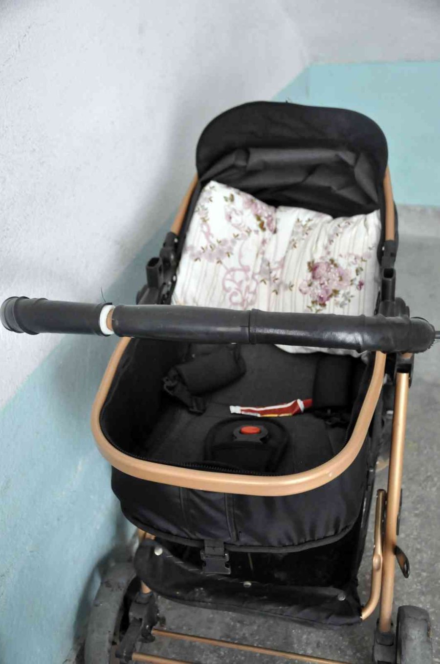 Yatağında Fenalaşan 6 Aylık Bebek Hayatını Kaybetti