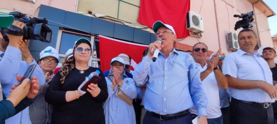 Başkan Akay’a Boğazlıyan’da Sevgi Seli