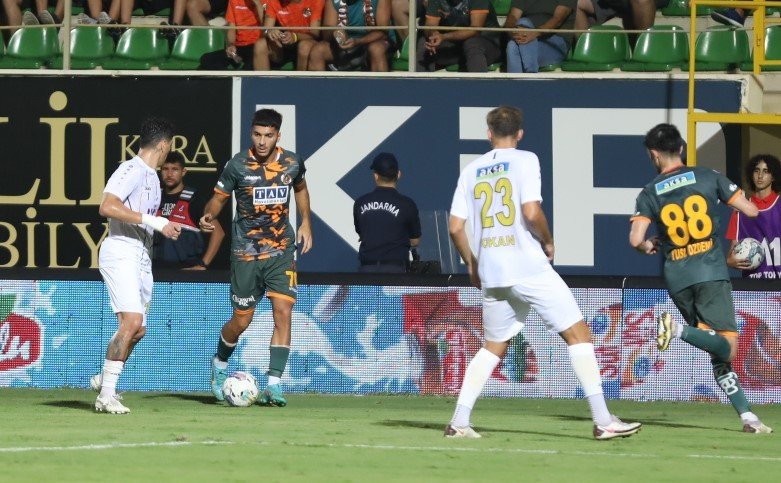 Spor Toto Süper Lig: Corendon Alanyaspor: 0 - İstanbulspor: 1 (maç Sonucu)