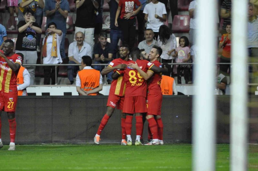 Spor Toto Süper Lig: Kayserispor: 3 - Giresunspor: 0 (maç Sonucu)