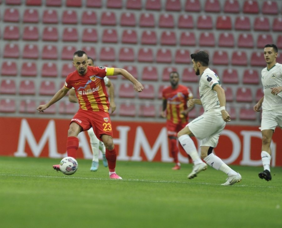 Spor Toto Süper Lig: Kayserispor: 1 - Giresunspor: 0 (maç Devam Ediyor)