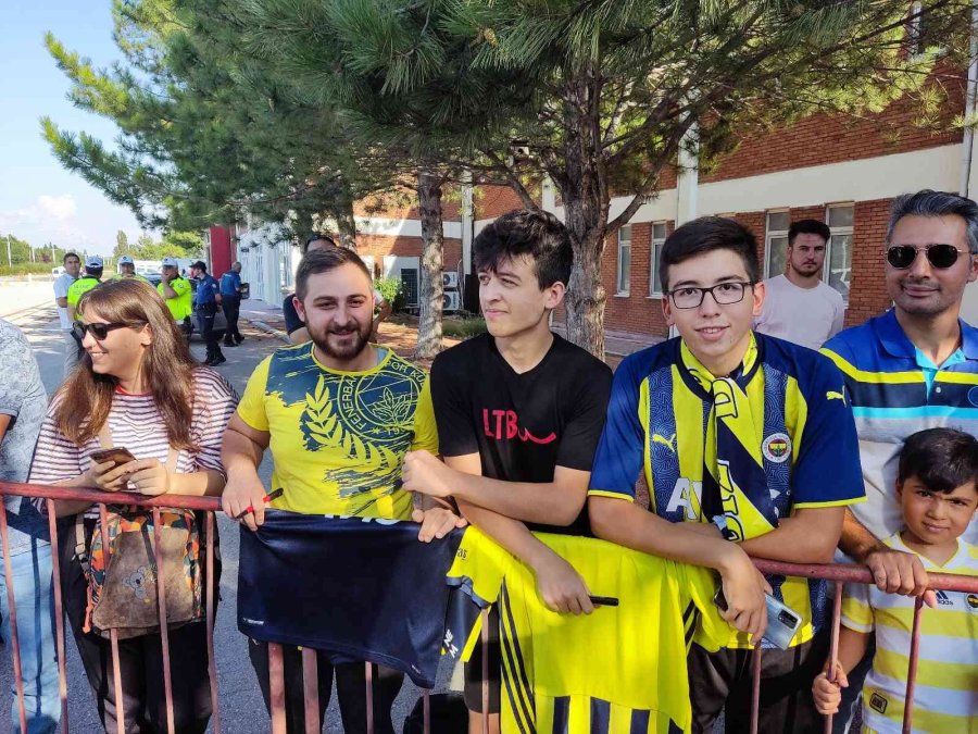 Fenerbahçe Kafilesi Eskişehir’de