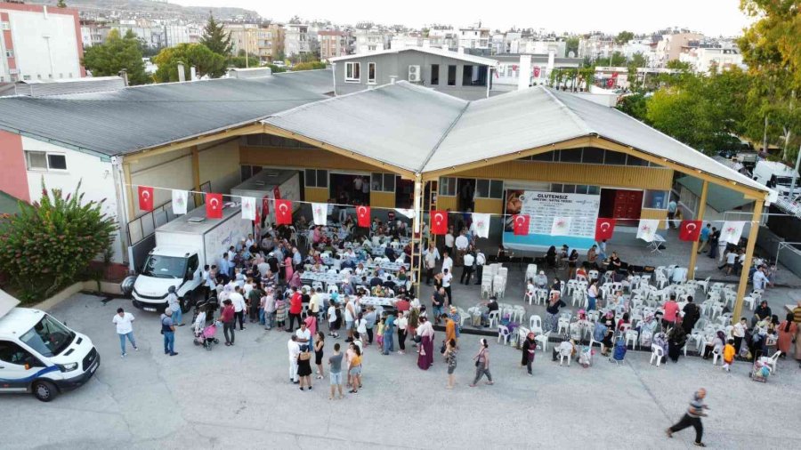 Kepez’in Glütensiz Üretim Ve Satış Tesisi Açıldı