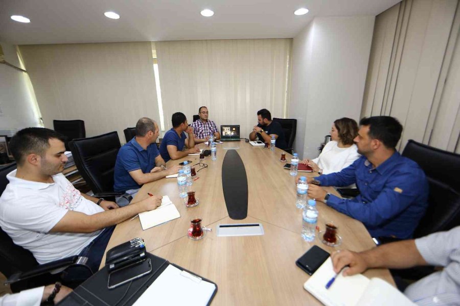 Büyükşehir’de Cumhurbaşkanlığı Uzmanlarının Katılımıyla ’staj’ Toplantısı