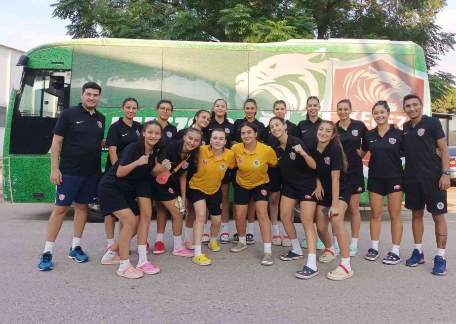 Kepez’in Sultanları İzmir’de Hazırlandı