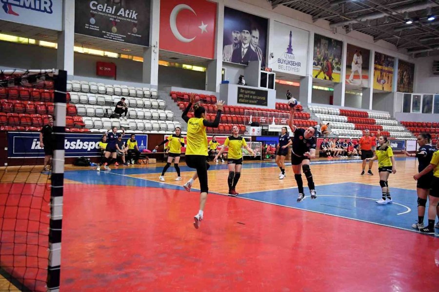 Mavi Kelebekler Yeni Sezona Hazır