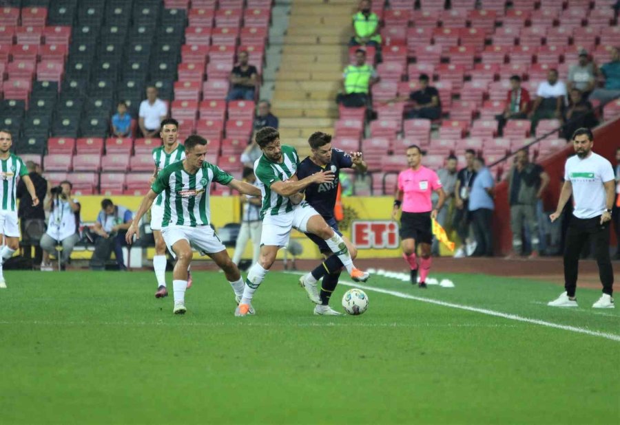 Spor Toto Süper Lig: Konyaspor: 0 - Fenerbahçe : 0 (ilk Yarı)