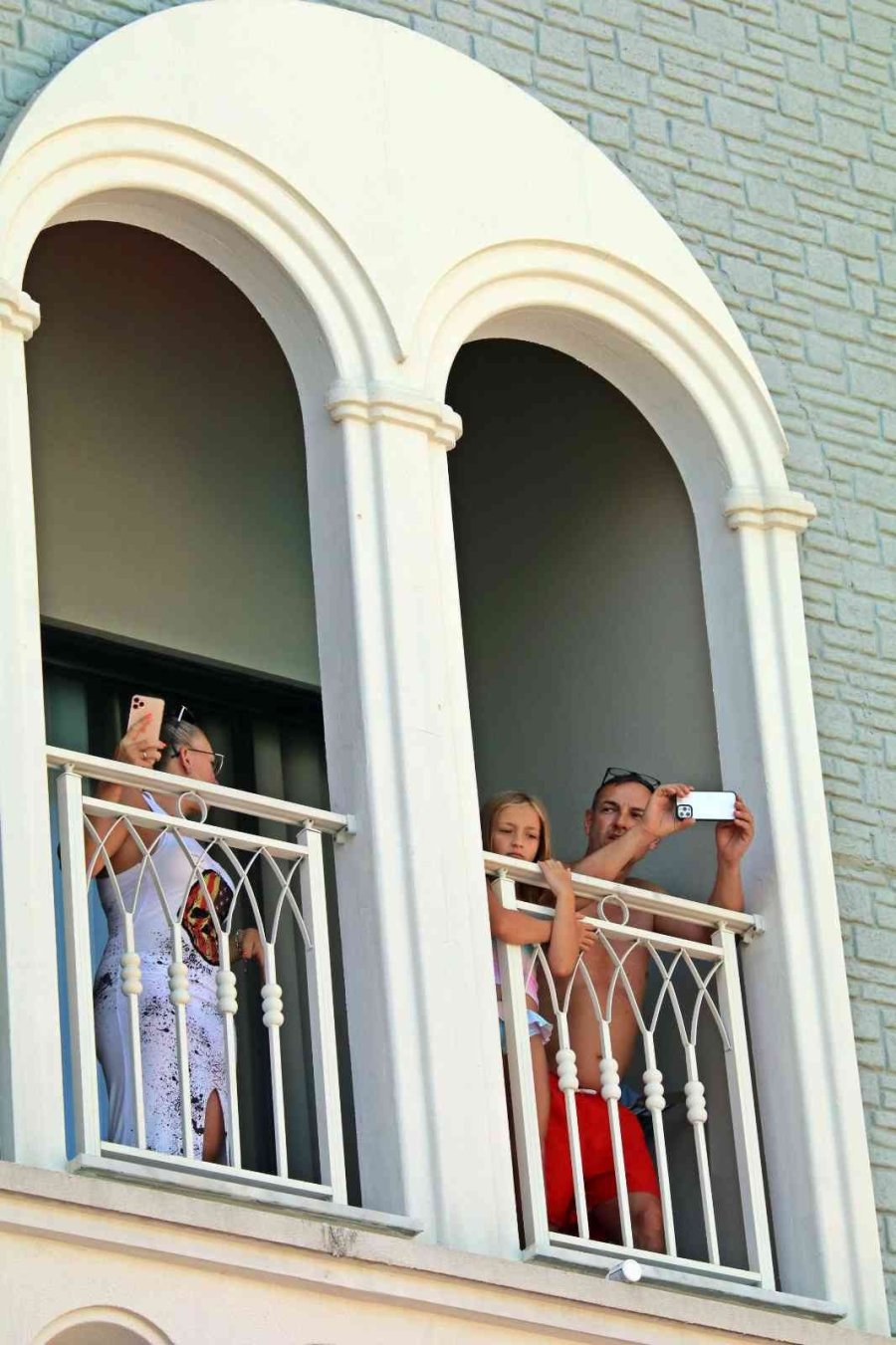 Antalya’da Turistleri Hayran Bırakan ’türk Bayraklı’ 30 Ağustos Gösterisi