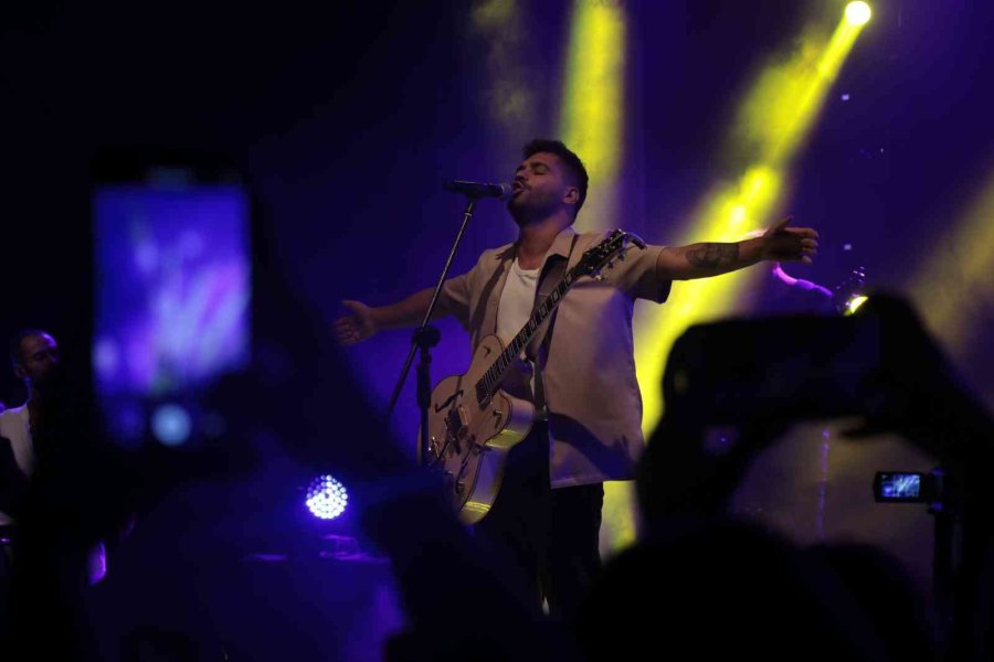 Alanya’da 30 Ağustos Coşkusuna Turistler De Ortak Oldu