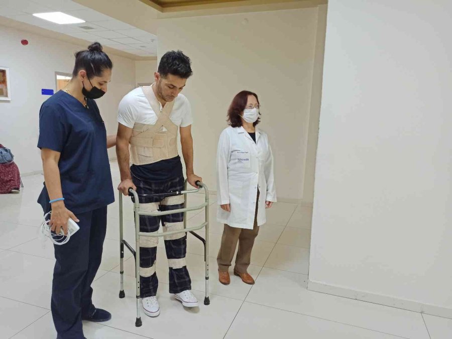 Belden Altı Felç Olan Serhan Yiğit’in Artık Yüzü Gülüyor