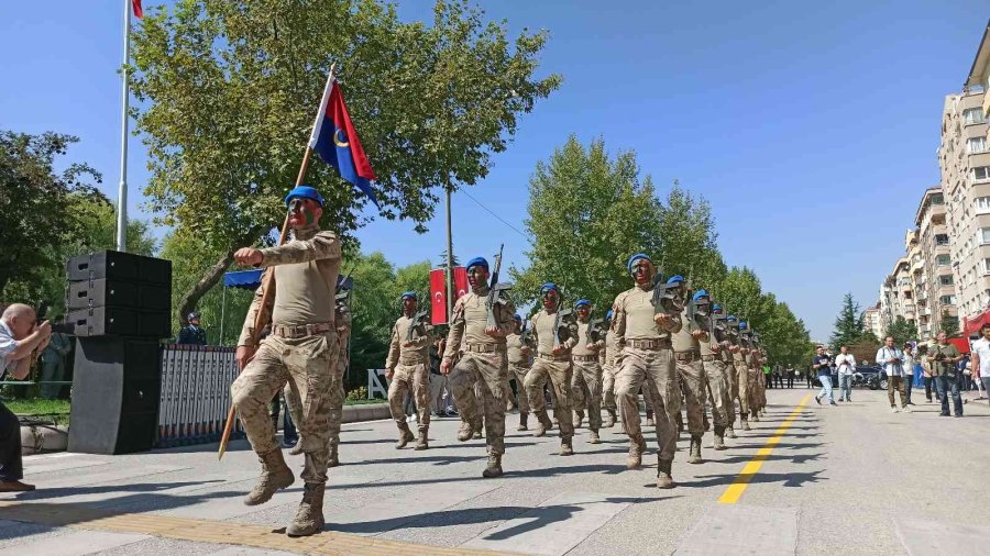 Eskişehir’de 30 Ağustos Zafer Bayramı Coşkuyla Kutlandı