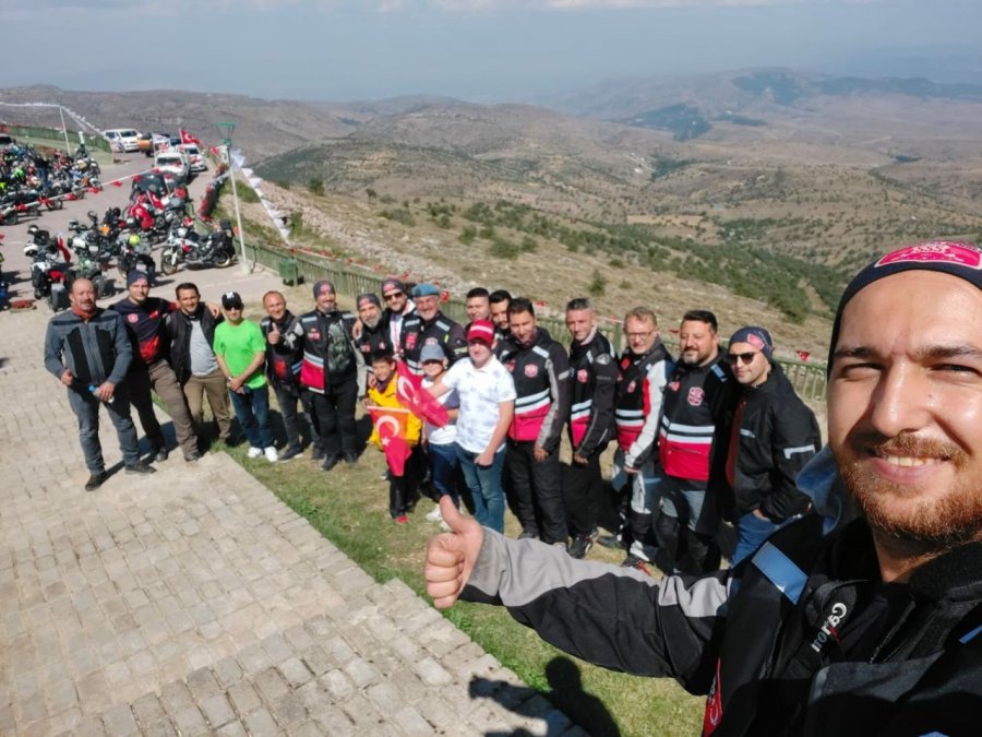 Motosiklet Tutkunları “süvarinin İzinden" Etkinliğine Katıldı