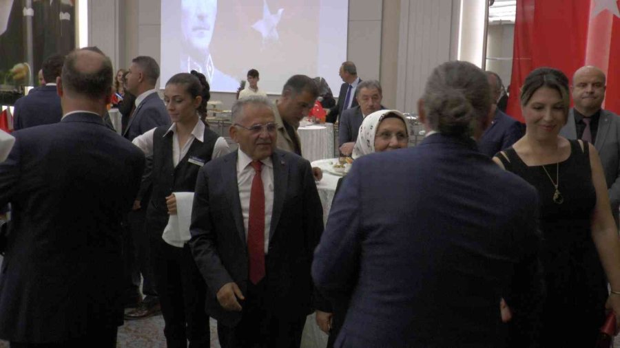 Kayseri’de 30 Ağustos Zafer Bayramı Resepsiyonu Yapıldı