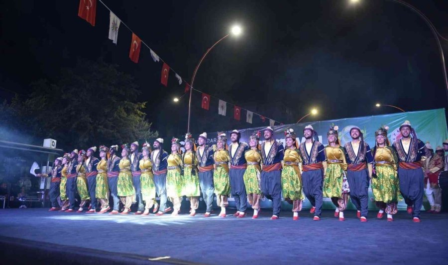 Kepez’in 6. Uluslararası Folklor Festivali’ne Muhteşem Gala