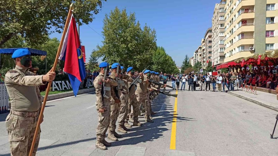 Eskişehir’de 30 Ağustos Zafer Bayramı Coşkuyla Kutlandı