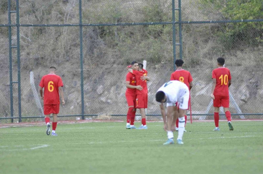 Rezerv Lig: Kayserispor: 3 - Giresunspor: 1