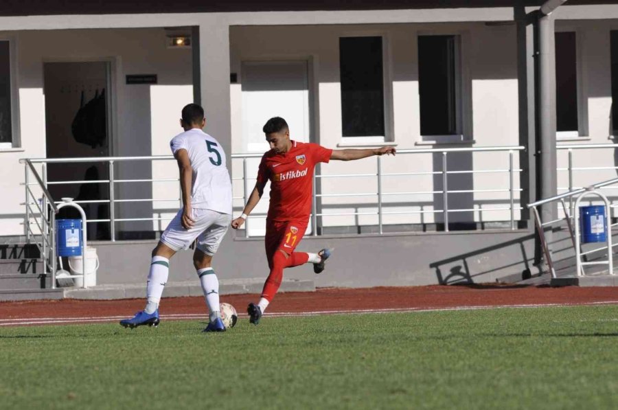 Rezerv Lig: Kayserispor: 3 - Giresunspor: 1