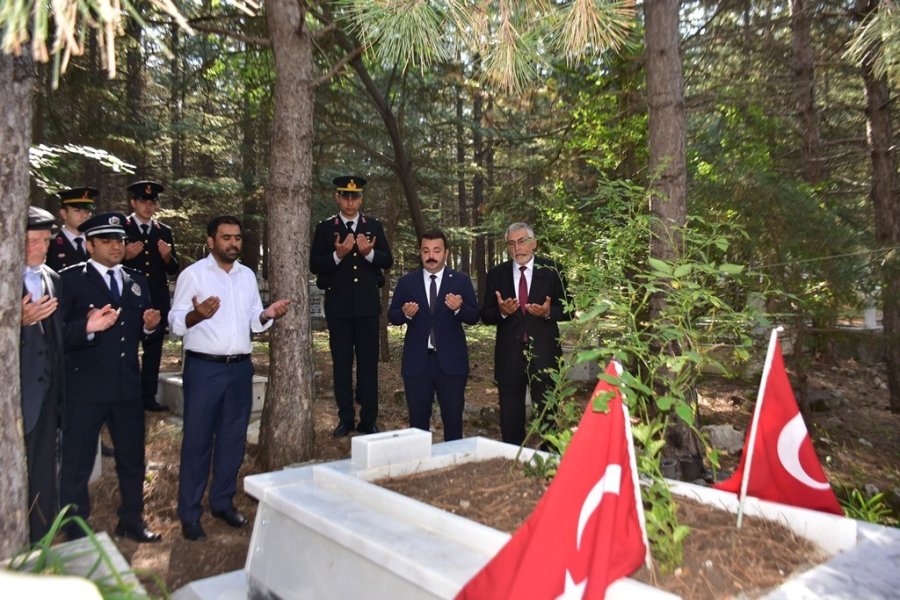 İnönü’de Zafer Bayramı Kutlandı