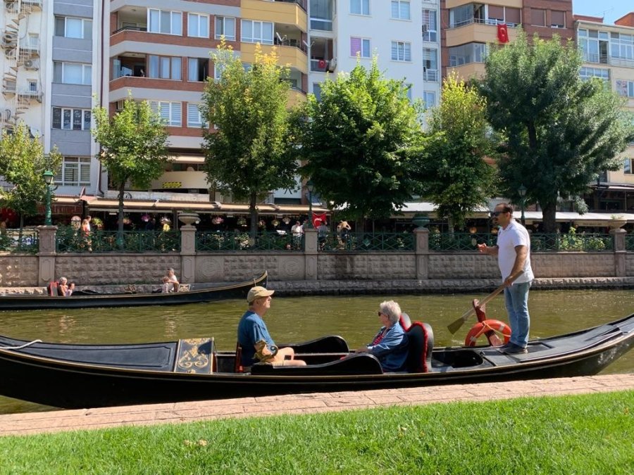 Gondol Seferlerinde Zafer Bayramı Yoğunluğu