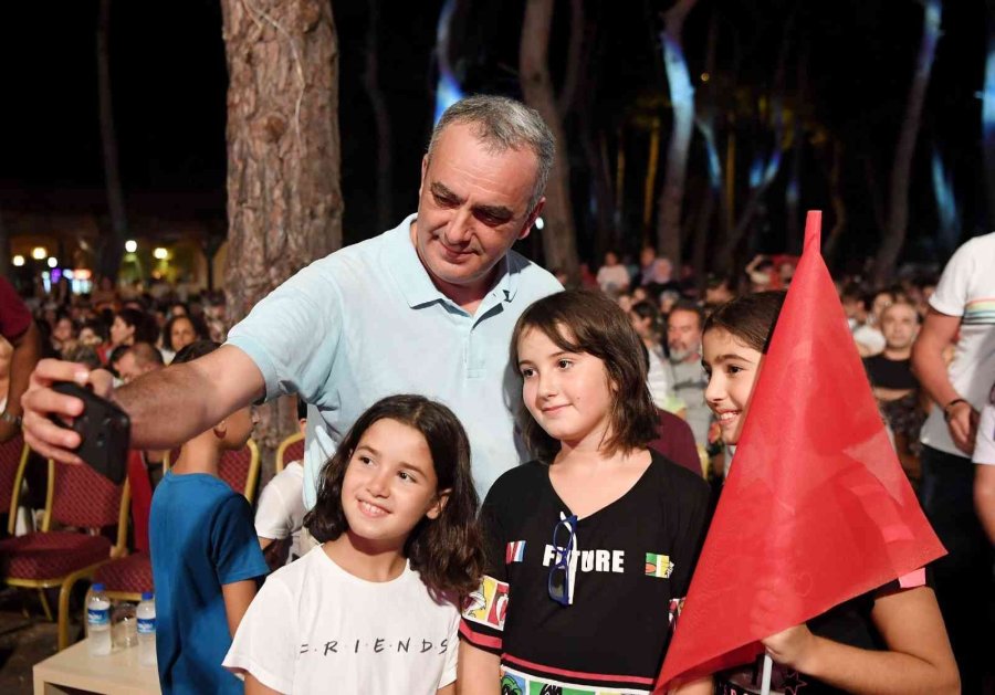 Konyaaltı’nda Duygulandıran ‘zafer’ Kutlaması