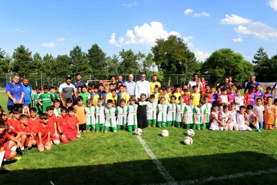 Zafer Turnuvası’nda Dostluk Kazandı