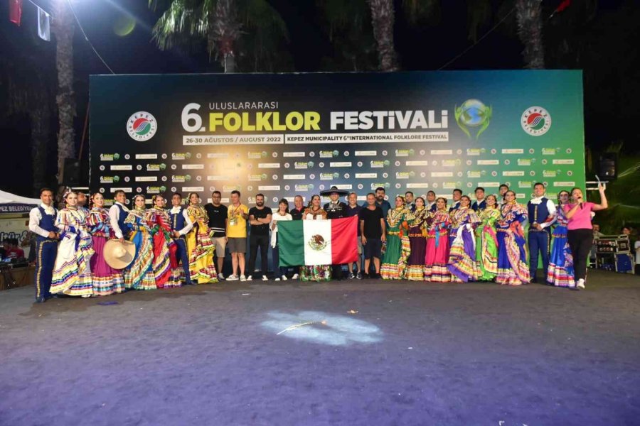 Kepez’de Folklor Rüzgarı Esti