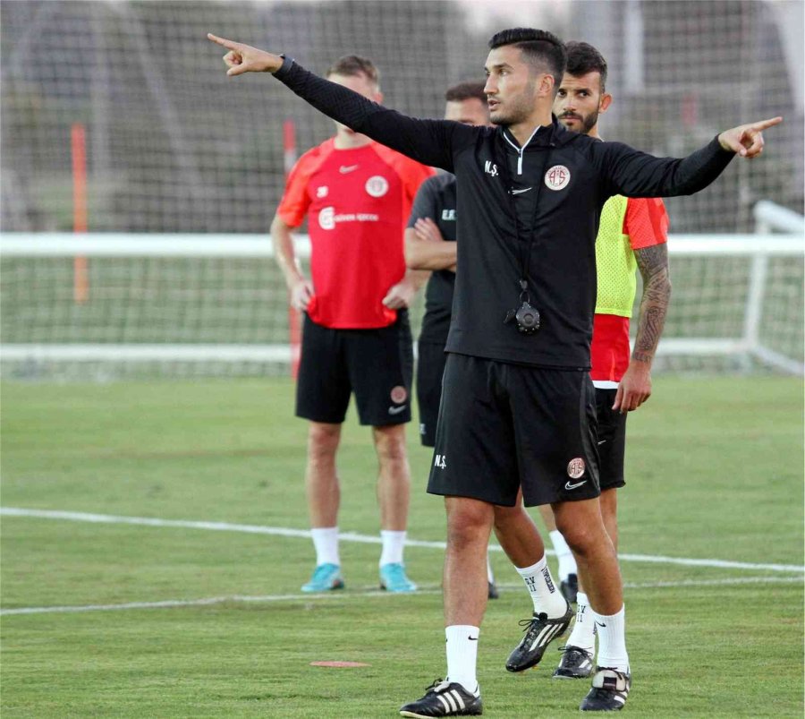 Antalyaspor’da Ndao, Kasımpaşa Maçında Forma Giyemeyecek