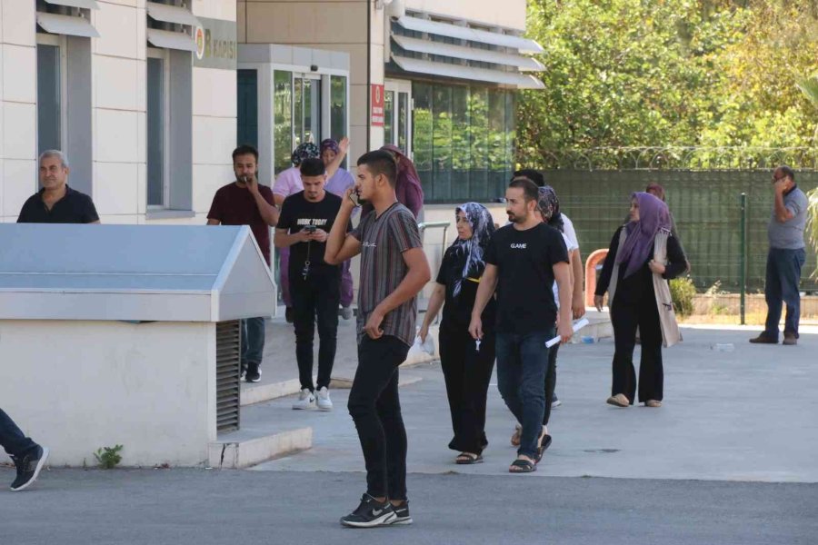 Üniversiteli Genç Kız Kazada Öldü