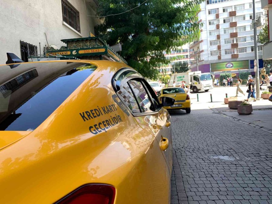 Müşteriler Talep Etti, Taksiciler Kullanıma Sundu