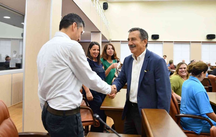 Tepebaşı İşçilerine Yüzde 50 Ücret Zammı