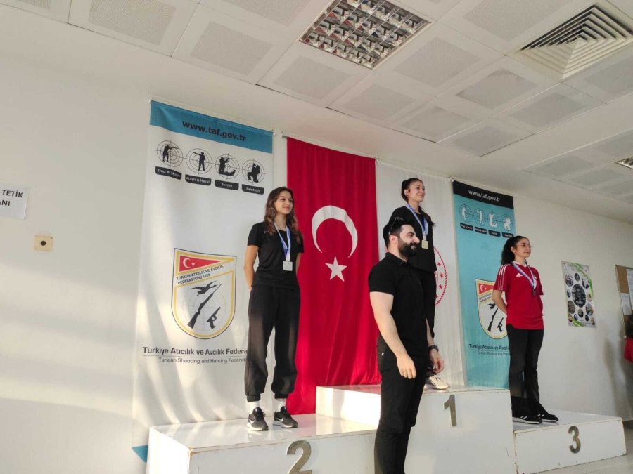 Eskişehirli Atıcılar Şampiyonada Başarılı Sonuçlar Elde Etti