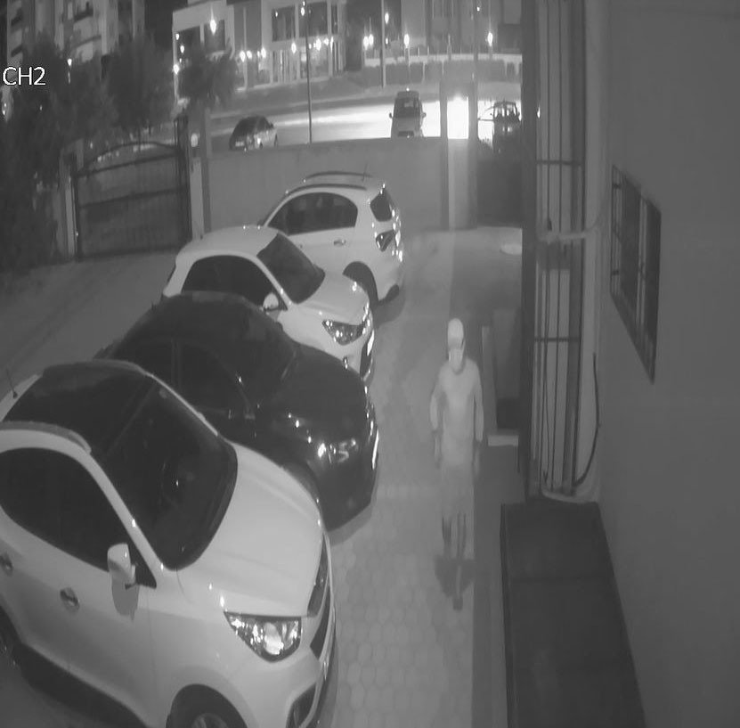 Siteye Dadanan Hırsız, Yönetimi Canından Bezdirdi