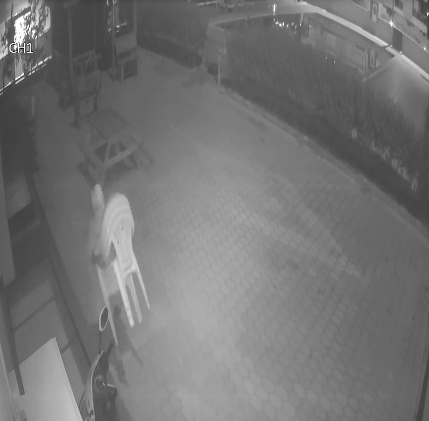 Siteye Dadanan Hırsız, Yönetimi Canından Bezdirdi