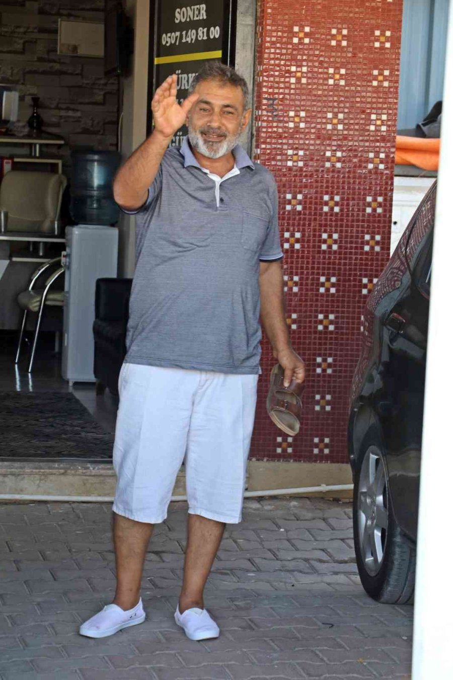 Motosikletini Çalmaya Çalışan Şüpheliyi Yakalamak İçin Adeta Uçtu