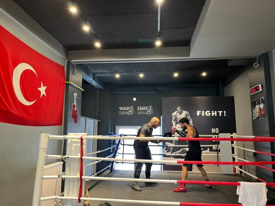 Milli Sporcu Emre Karaca Dünya Şampiyonluğuna Göz Kırptı