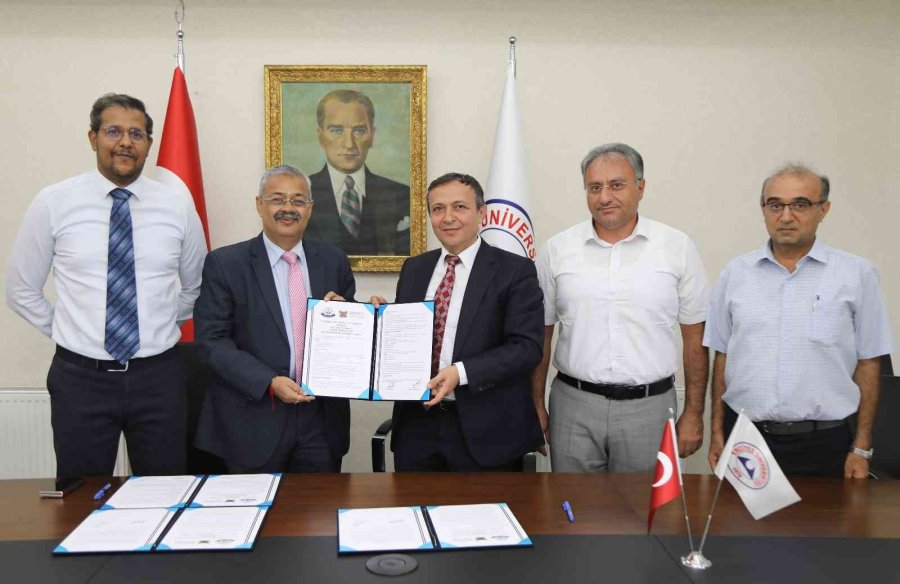 Erü İle Ajeenkya D Y Patil University Arasında İşbirliği Protokolü İmzalandı