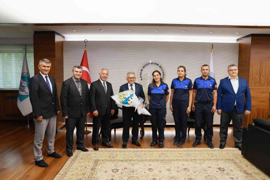 Büyükşehir Zabıtasından Başkan Büyükkılıç’a 196. Yıl Dönümü Ziyareti