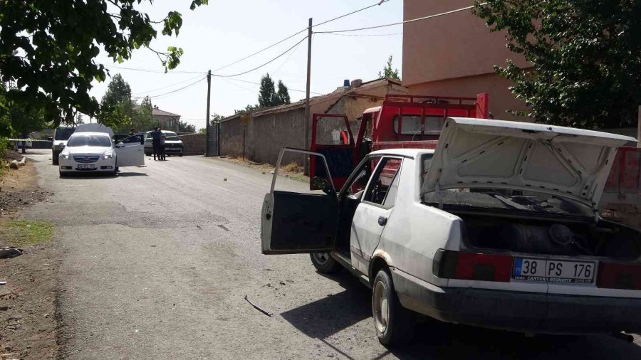 Kayseri’de Husumetli İki Grup Birbirine Girdi: 1’i Silahla, 4 Yaralı