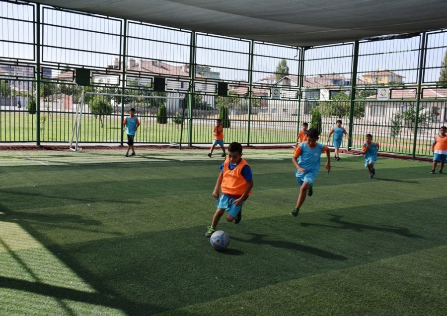 Kocasinan’da Yaz Spor Kursları, Dolu Dolu Geçti