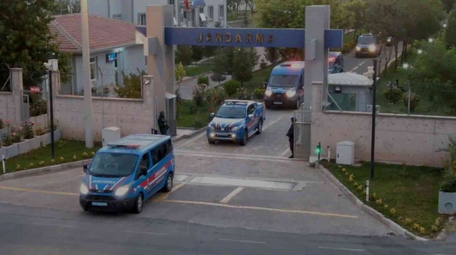 Aksaray’da 2 Köyde Uyuşturucu Operasyonu: 1’i Kadın 2 Gözaltı