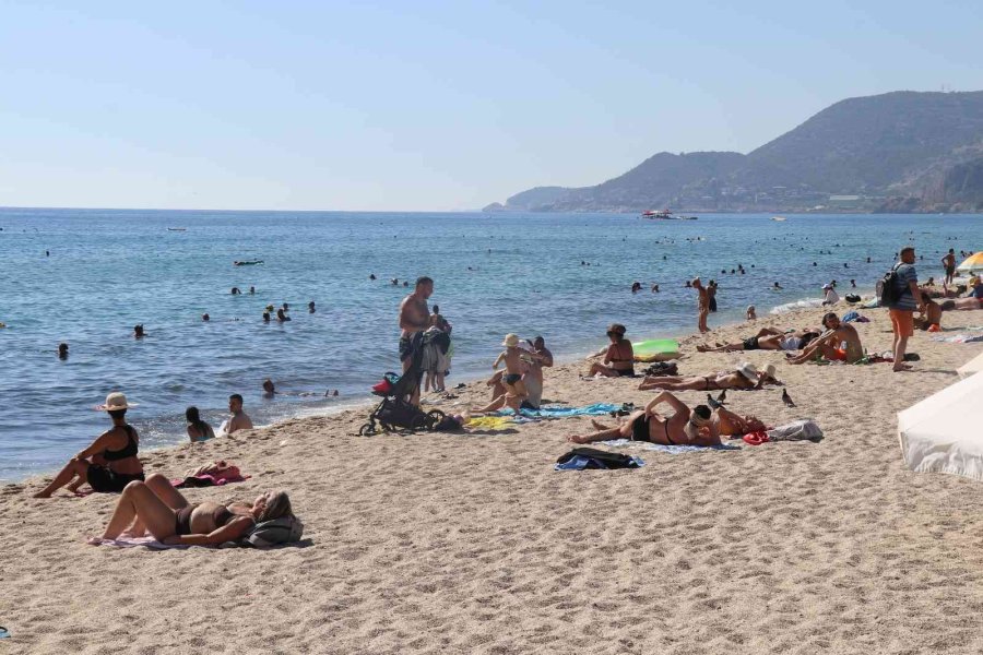 Alanya, Turizm Sezonunda Pandemi Öncesindeki Doluluk Oranını Yakaladı