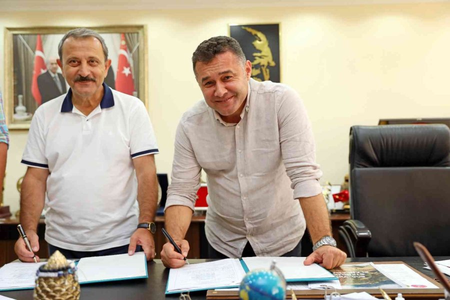 Batı Bölgesine Yapılacak 4 Kilometrelik Dev Projede Yer Teslimi Gerçekleştirildi