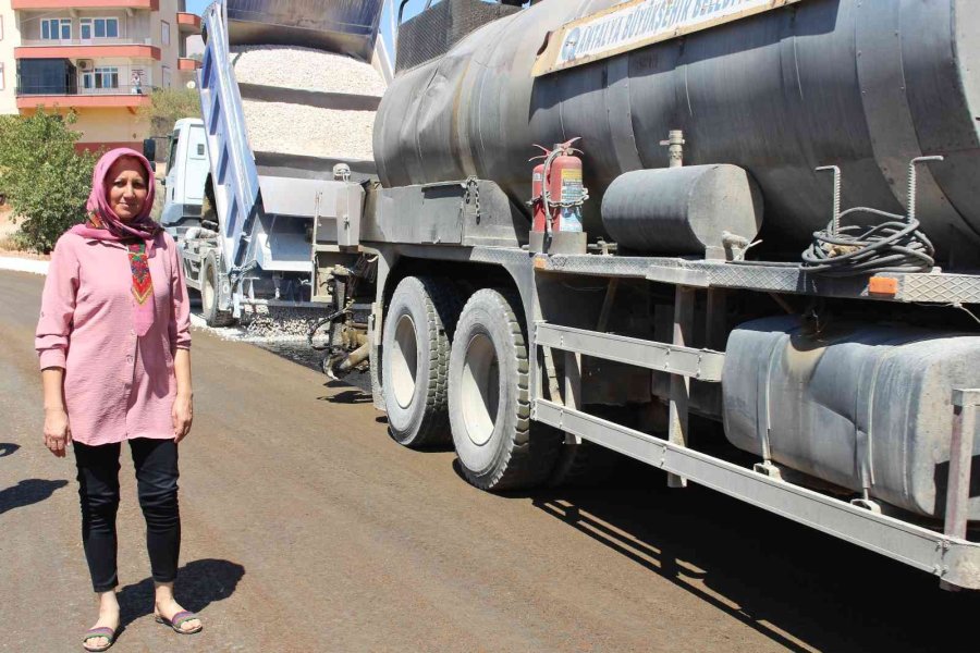 Kumluca Ortaköy’de 6 Mahalleyi Bağlayan Grup Yolu Asfaltlanıyor