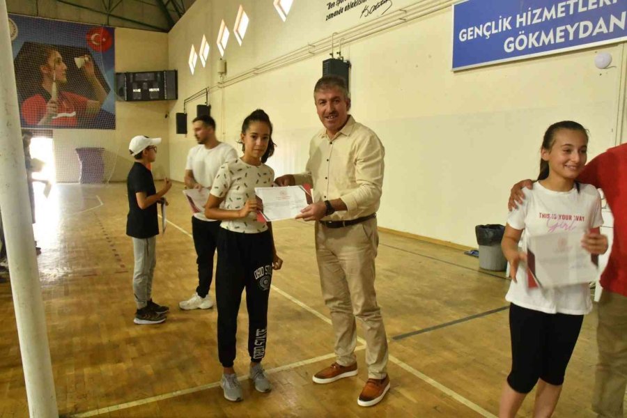 Yüzme Ve Voleybolda Katılım Sertifika Töreni Gerçekleştirildi